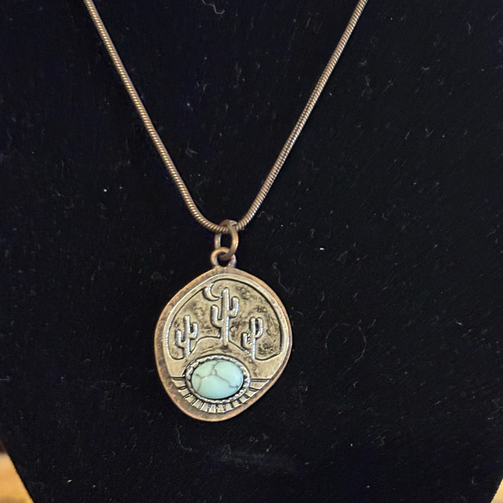 14” necklace and pendant with a desert scene.  Beautiful!!